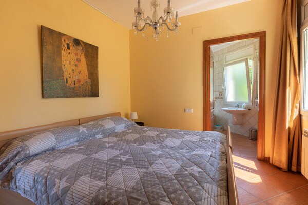 Foto van Luxe villa in Vilacolum met privézwembad - Vakantiehuis in Vilacolum - BedRoom