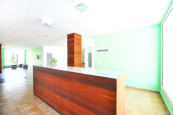 Foto van Appartement in Roses bij zandstrand - Vakantiehuis in Rosas / Roses - HallReception