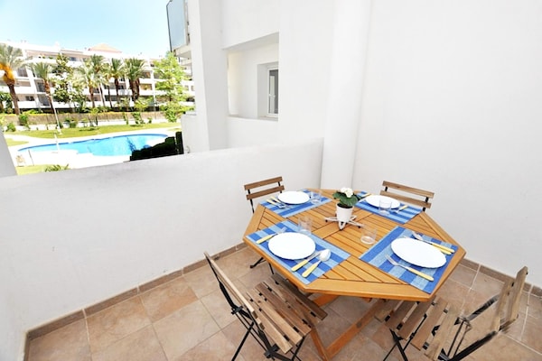 Foto van Appartement in Roses bij zandstrand - Vakantiehuis in Rosas / Roses - TerraceBalcony