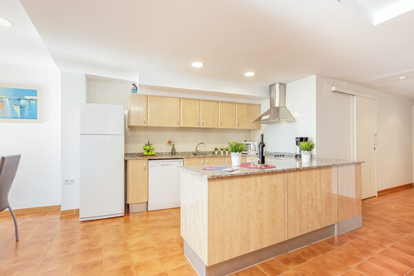 Foto van Appartement in Roses bij Nova Strand - Vakantiehuis in Rosas / Roses - Kitchen