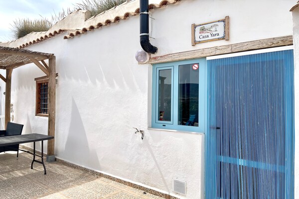 Foto van Grotwoning in Cúllar bij Tabernas Woestijn - Vakantiehuis in Cúllar - ExteriorSummer