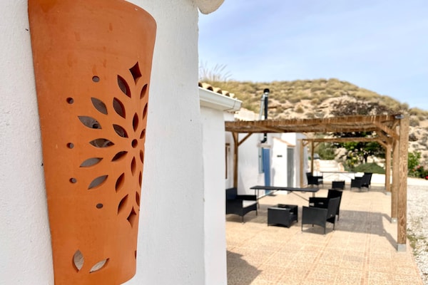 Foto van Grotwoning in Cúllar bij historisch centrum - Vakantiehuis in Cúllar - TerraceBalcony