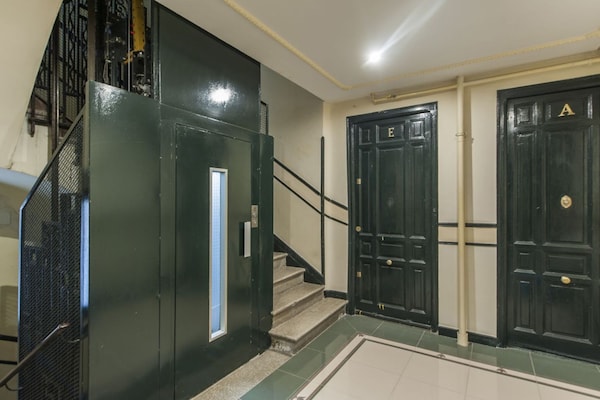 Foto van Zurbano Pad nabij Castellana - Vakantiehuis in Madrid - Landing