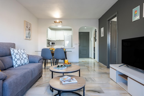 Foto van Faro's Arroyo de la Miel appartement in Malaga - Vakantiehuis in Málaga - LivingRoom