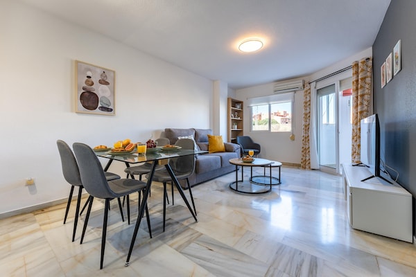 Foto van Faro's Arroyo de la Miel appartement in Malaga - Vakantiehuis in Málaga - LivingRoom