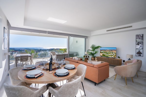 Foto van Verblijf in een appartement bij de Alcazaba-lagune - DiningRoom