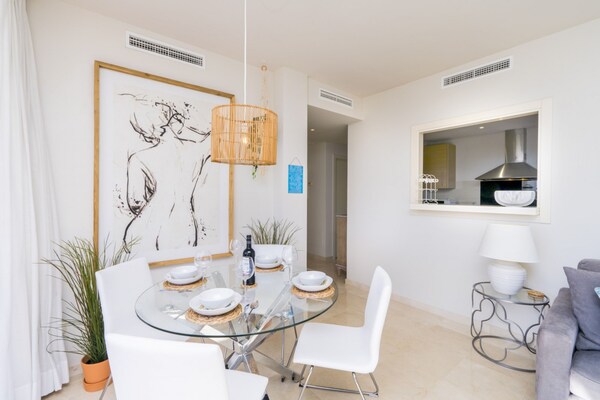 Foto van Lagoon-appartement voor 4 personen - Vakantiehuis in Casares - DiningRoom