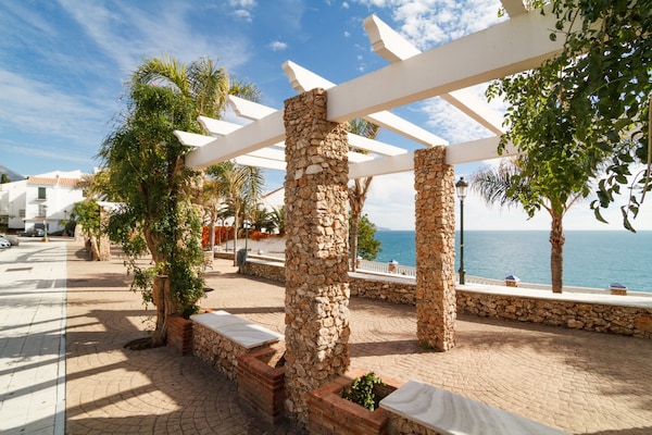 Foto van Studio in Nerja bij Carabeillo Strand - Vakantiehuis in Nerja - AreaSummer1KM