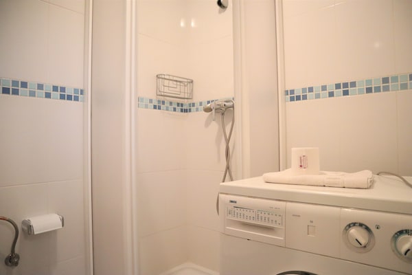 Foto van Studio in Nerja bij Carabeillo Strand - Vakantiehuis in Nerja - BathRoom