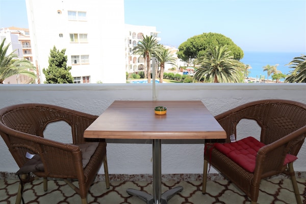 Foto van Studio in Nerja bij Carabeillo Strand - Vakantiehuis in Nerja - TerraceBalcony
