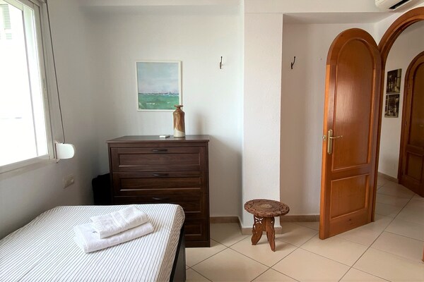 Foto van Penthouse in Nerja bij Balcón de Europa - Vakantiehuis in Nerja - BedRoom