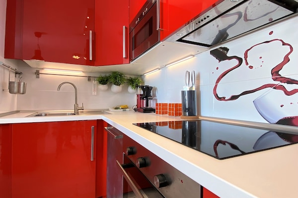 Foto van Appartement aan zee in Nerja bij El Salon - Vakantiehuis in Nerja - Kitchen