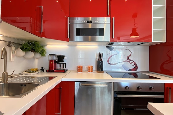 Foto van Appartement aan zee in Nerja bij El Salon - Vakantiehuis in Nerja - Kitchen