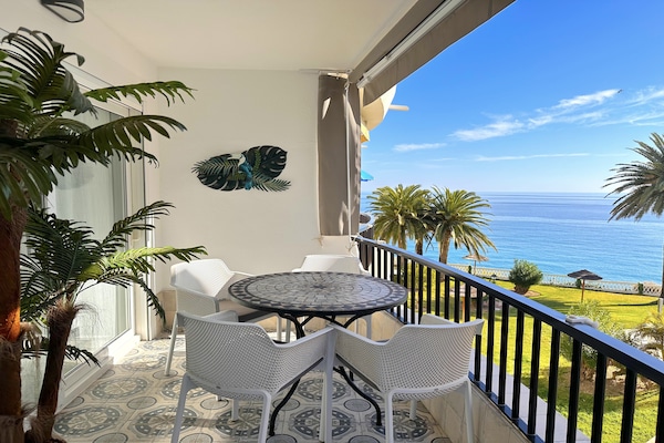 Foto van Appartement aan zee in Nerja bij El Salon - Vakantiehuis in Nerja - terrace