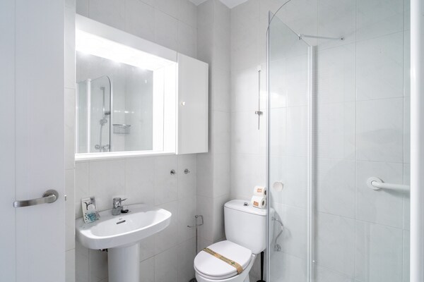 Foto van Vakantiehuis in Nerja met zeezicht - Vakantiehuis in Nerja - BathRoom