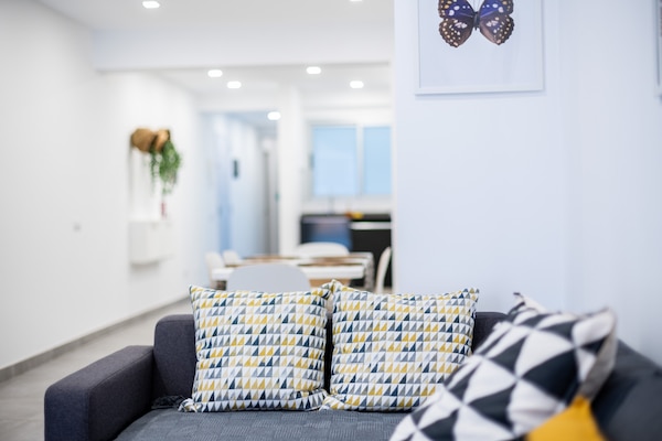 Foto van Huis in Las Palmas bij Las Canteras - Vakantiehuis in Las Palmas de Gran Canaria - LivingRoom