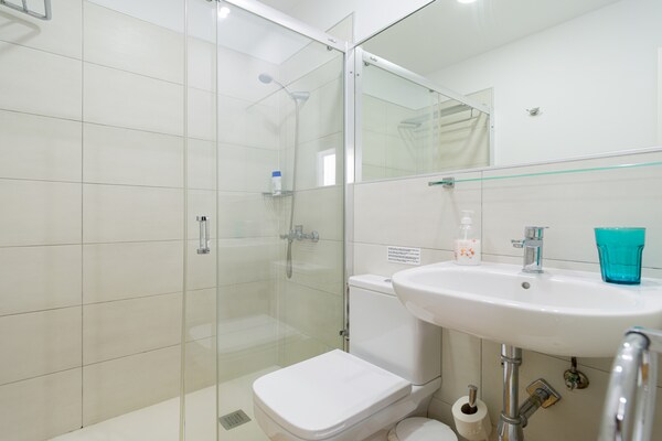 Foto van Appartement in Las Palmas bij Las Canteras - Vakantiehuis in Las Palmas de Gran Canaria - BathRoom