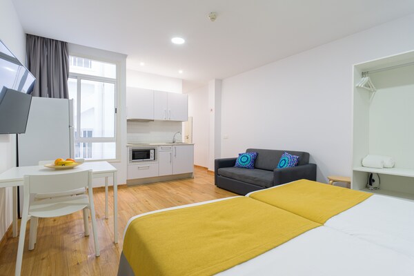 Foto van Appartement bij Las Canteras Strand - Vakantiehuis in Las Palmas de Gran Canaria - DiningRoom
