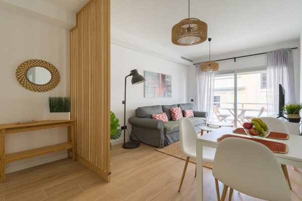 Foto van Appartement bij Playa de Las Canteras - Vakantiehuis in Las Palmas de Gran Canaria - LivingRoom