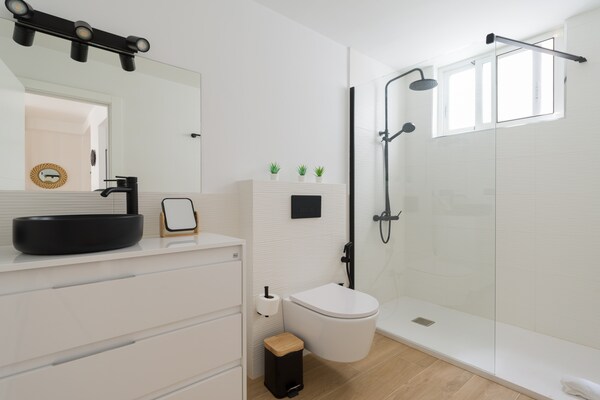 Foto van Appartement bij Playa de Las Canteras - Vakantiehuis in Las Palmas de Gran Canaria - BathRoom