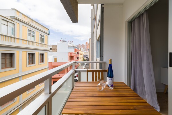 Foto van Appartement bij Playa de Las Canteras - Vakantiehuis in Las Palmas de Gran Canaria - TerraceBalcony