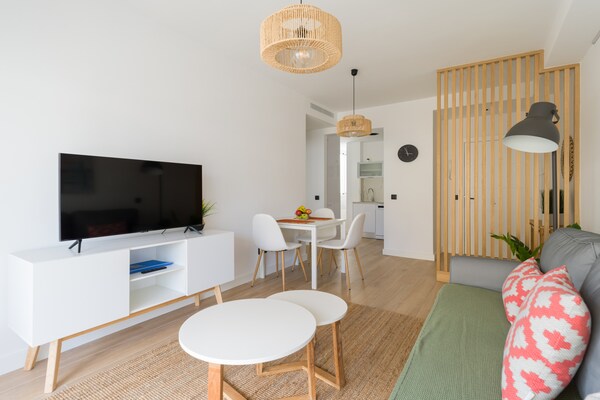 Foto van Appartement bij Playa de Las Canteras - Vakantiehuis in Las Palmas de Gran Canaria - LivingRoom