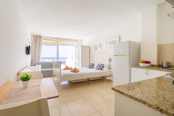 Foto van Huis bij Playa de Las Canteras met Zeezicht - Vakantiehuis in Las Palmas de Gran Canaria - BedRoom