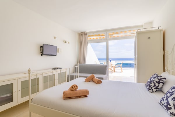 Foto van Huis bij Playa de Las Canteras met Zeezicht - Vakantiehuis in Las Palmas de Gran Canaria - LivingRoom