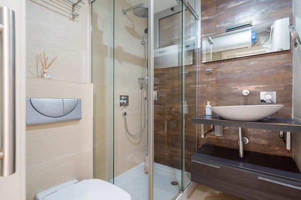 Foto van Strandappartement in Las Palmas met terras - Vakantiehuis in Las Palmas de Gran Canaria - BathRoom