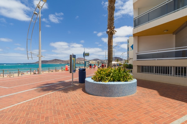 Foto van Strandappartement in Las Palmas met terras - Vakantiehuis in Las Palmas de Gran Canaria - Outdoor