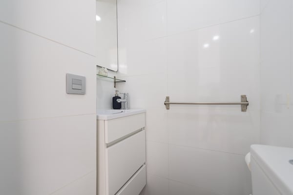 Foto van Appartement aan Playa Canteras - Vakantiehuis in Las Palmas de Gran Canaria - BathRoom
