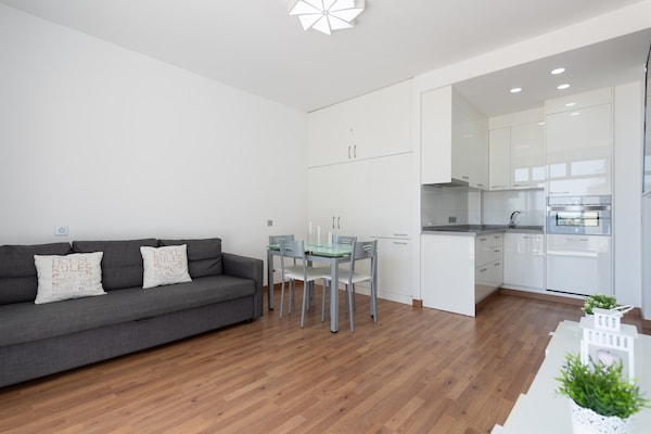 Foto van Appartement aan Playa Canteras - Vakantiehuis in Las Palmas de Gran Canaria - LivingRoom