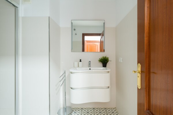 Foto van Huis in Las Palmas bij Las Canteras Strand - Vakantiehuis in Las Palmas de Gran Canaria - BathRoom