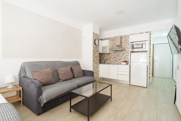 Foto van Appartement bij Playa de Las Canteras - Vakantiehuis in Las Palmas de Gran Canaria - Kitchen