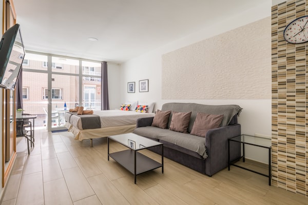 Foto van Appartement bij Playa de Las Canteras - Vakantiehuis in Las Palmas de Gran Canaria - LivingRoom