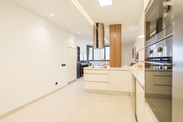 Foto van Loft in Las Palmas bij Las Canteras Strand - Vakantiehuis in Las Palmas de Gran Canaria - Kitchen