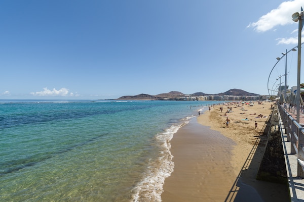 Foto van Huis bij Playa de Las Canteras met Tuin - Vakantiehuis in Las Palmas de Gran Canaria - Outdoor