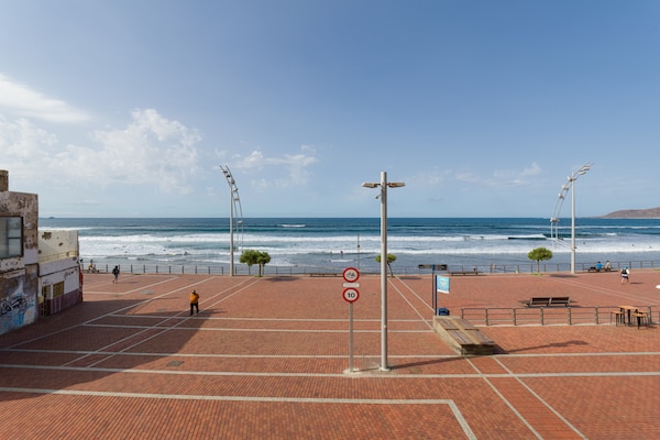 Foto van Strandhuis in Las Palmas bij Playa Canteras - Vakantiehuis in Las Palmas de Gran Canaria - Outdoor