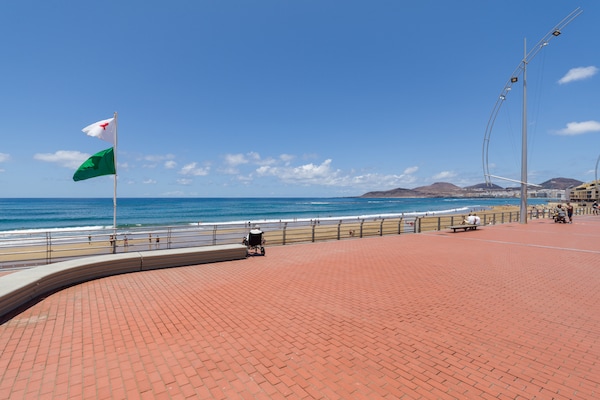 Foto van Strandhuis in Las Palmas bij Playa Canteras - Vakantiehuis in Las Palmas de Gran Canaria - Outdoor