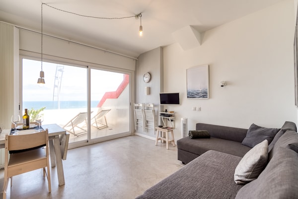 Foto van Appartement aan Las Canteras Strand - Vakantiehuis in Las Palmas de Gran Canaria - LivingRoom