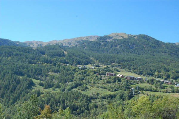 Foto van Appartement in Allos met Bergzicht - Vakantiehuis in Allos - AreaSummer20KM