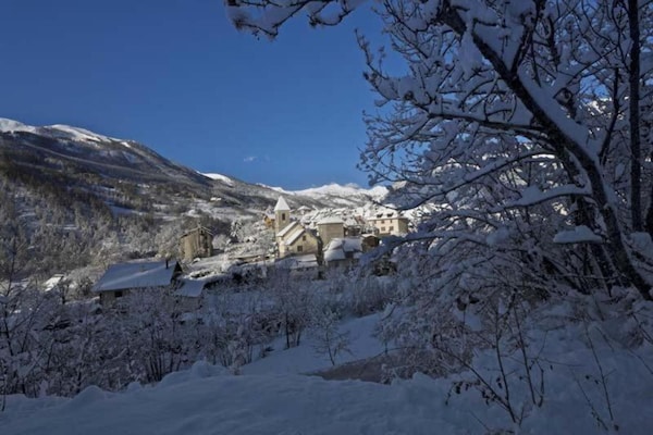 Foto van Appartement in Allos met Bergzicht - Vakantiehuis in Allos - AreaWinter20KM