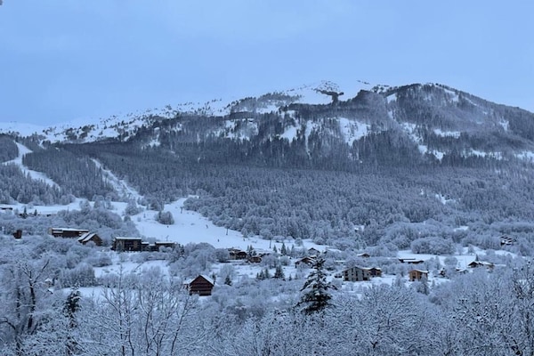 Foto van Appartement in Allos met Bergzicht - Vakantiehuis in Allos - AreaWinter20KM