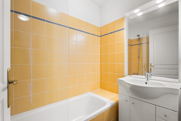 Foto van Chique, lichte zwembadoase in Grasse - Vakantiehuis in Grasse - BathRoom