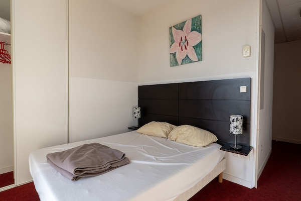 Foto van Klassieke Riviera-vakantie met zwembad in Grasse - Vakantiehuis in Grasse - BedRoom