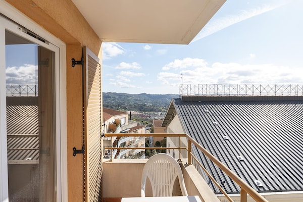 Foto van Klassieke Riviera-vakantie met zwembad in Grasse - Vakantiehuis in Grasse - ViewSummer