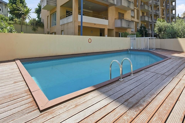 Foto van Zonnig vakantieappartement in Grasse voor 4 personen - PoolOfHouse
