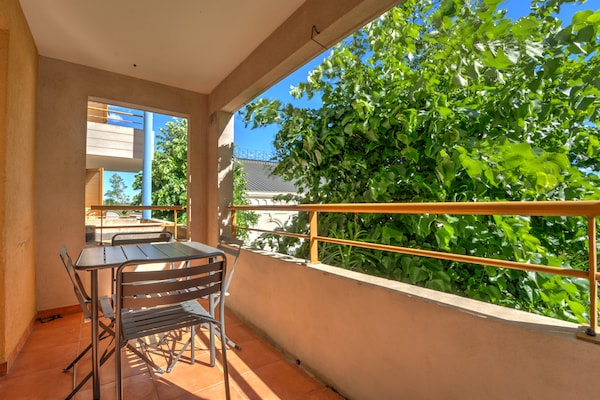 Foto van Appartement aan de Rivièra in Grasse met balkon - Vakantiehuis in Grasse - TerraceBalcony
