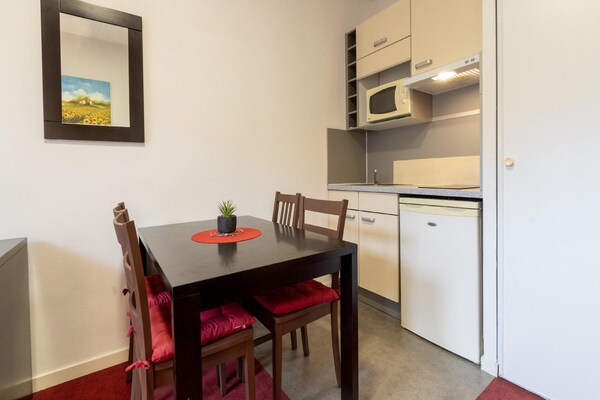 Foto van Huis in Grasse met terras en zwembad - Vakantiehuis in Grasse - Kitchen