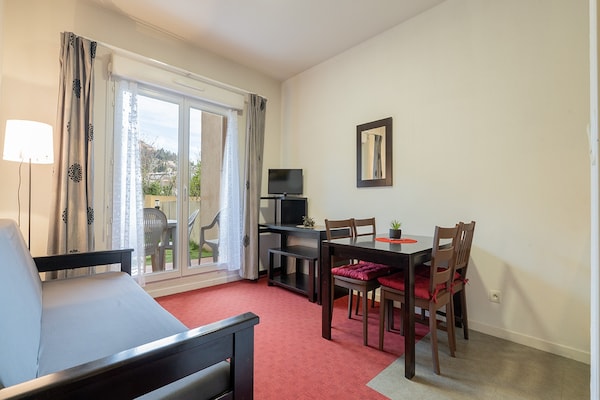 Foto van Huis in Grasse met terras en zwembad - Vakantiehuis in Grasse - LivingRoom